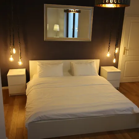 Premium In The Heart Of Apartment Cologne