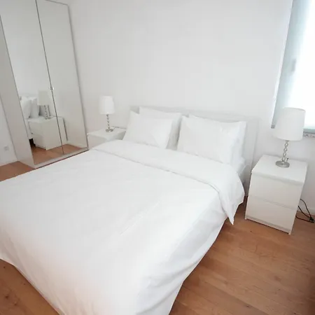 Premium In The Heart Of Apartment