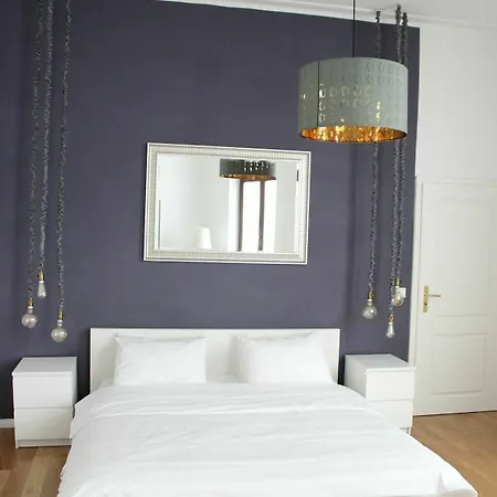 Premium In The Heart Of Apartment
